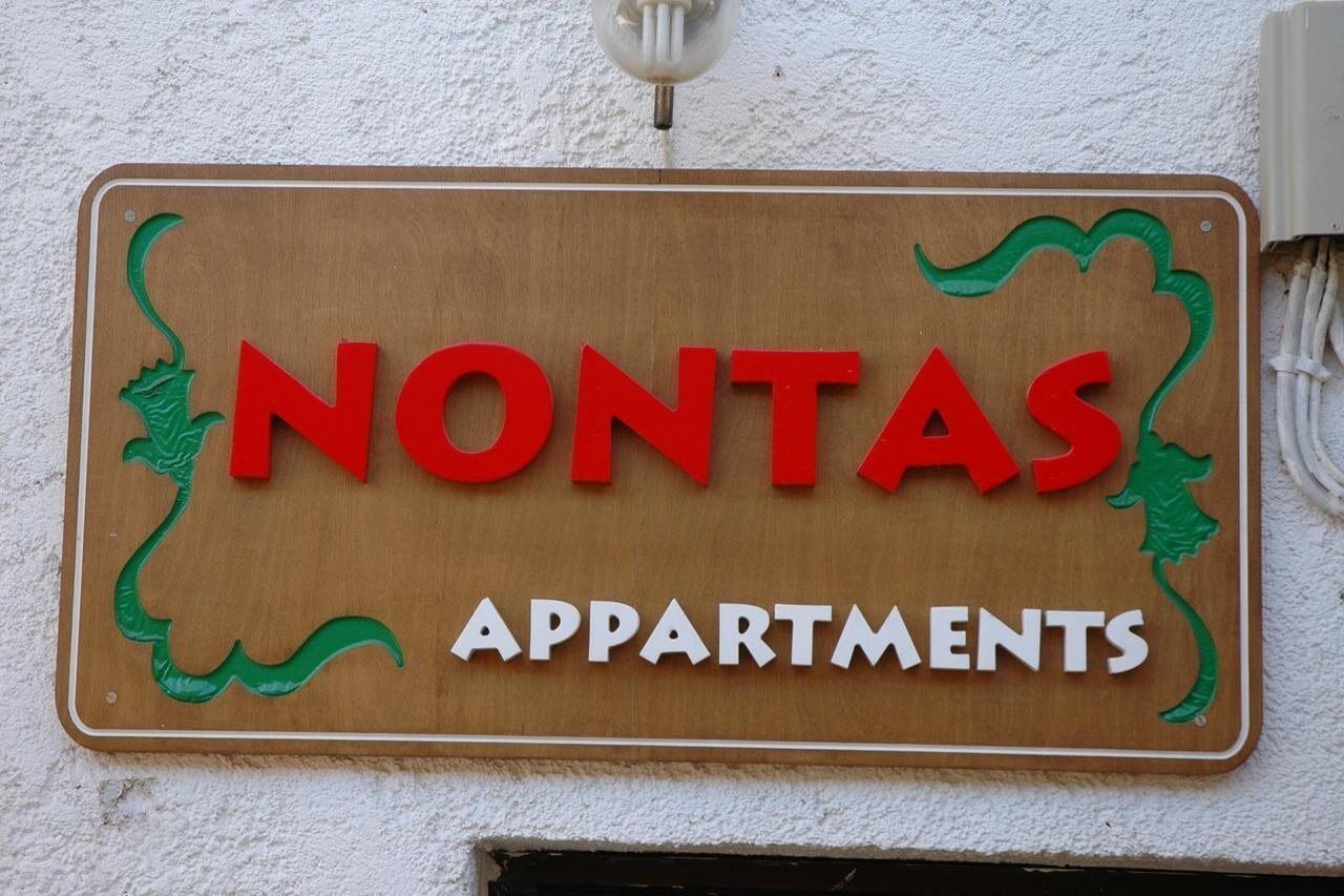 הרסוניסוס Nontas Apartments מראה חיצוני תמונה